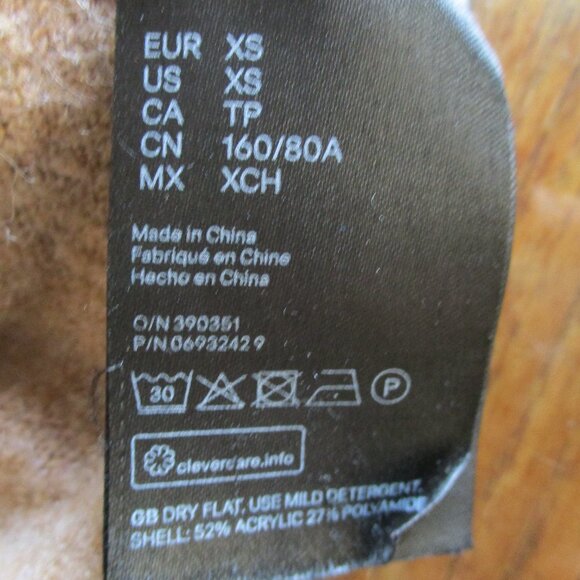 Sweater - Picture 6 of 6